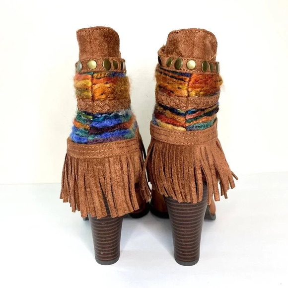Mo Mo Size 9M Fringe Booties Western Boho Chic Stacked Heel Studded Multi-color - Picture 4 of 7